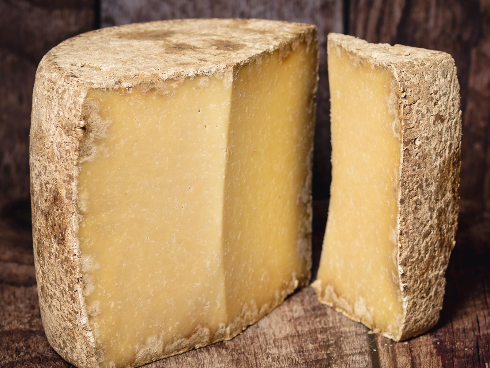 Le Cantal, fromage AOP d'Auvergne